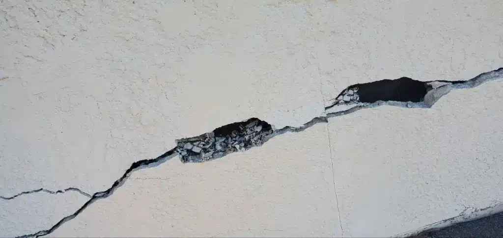 Stucco Repair and Painting