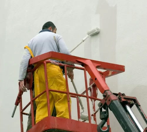 Exterior commercial painting in Tampa